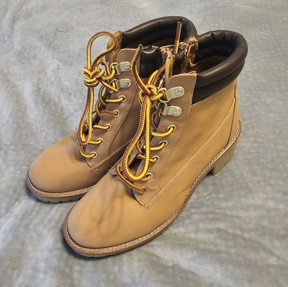 Sugar Tan Zip Boots - Size Women's 6.5 - Picture 2 of 4
